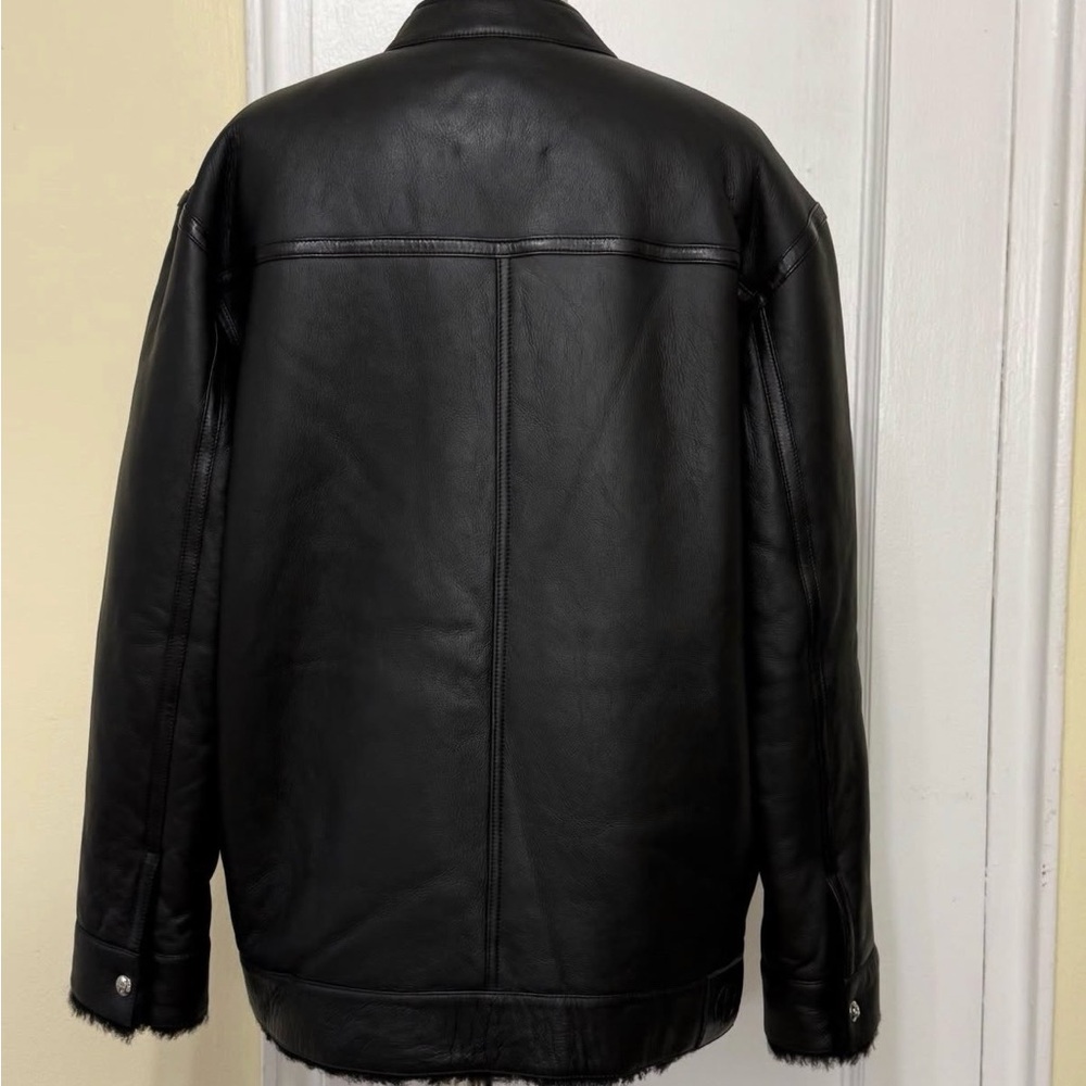 ANINE BING
Henry shearling jacket - Picture 9 of 12